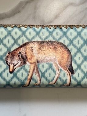 Mlavi Wolf Wallet